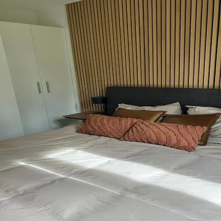 Dom wakacyjny Elegant For 12 Guest,ulicoten