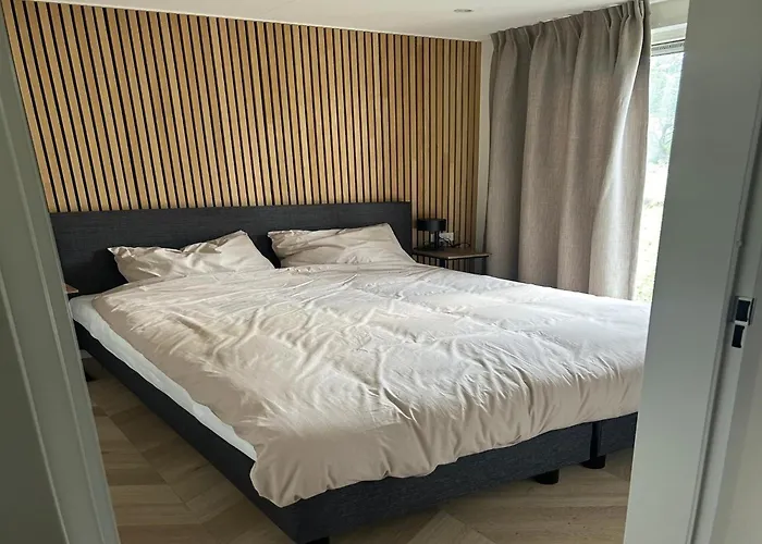 Vakantiehuis Elegant For 12 Guest,ulicoten